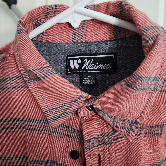Vintage Medium Waimea Striped Button-Up - Picture 2 of 3